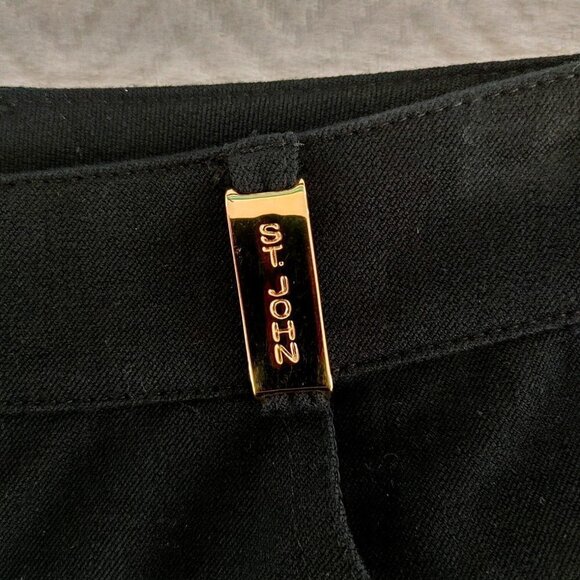 NWOT St. John Sport Black Straight Leg Jeans with Gold Tone Hardware Size 4 - Picture 5 of 6